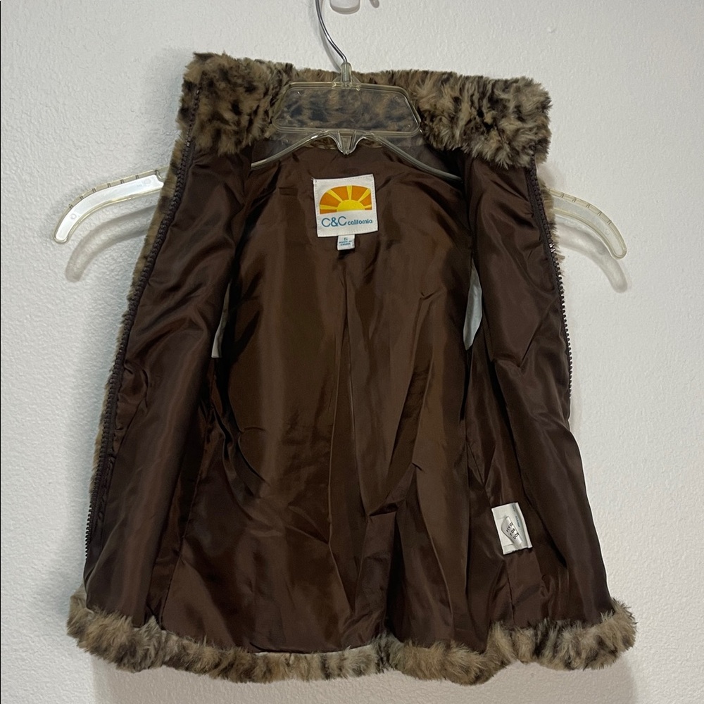 C&C California Kids Leopard Faux Fur Vest Size 5 EUC - Picture 3 of 5